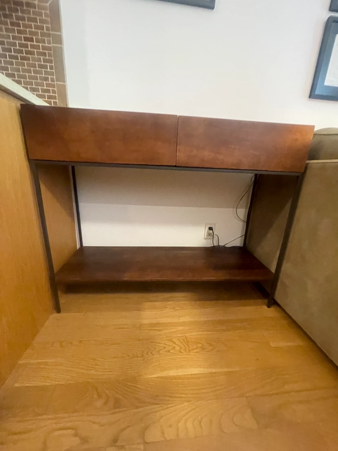 Console Table - photo 5