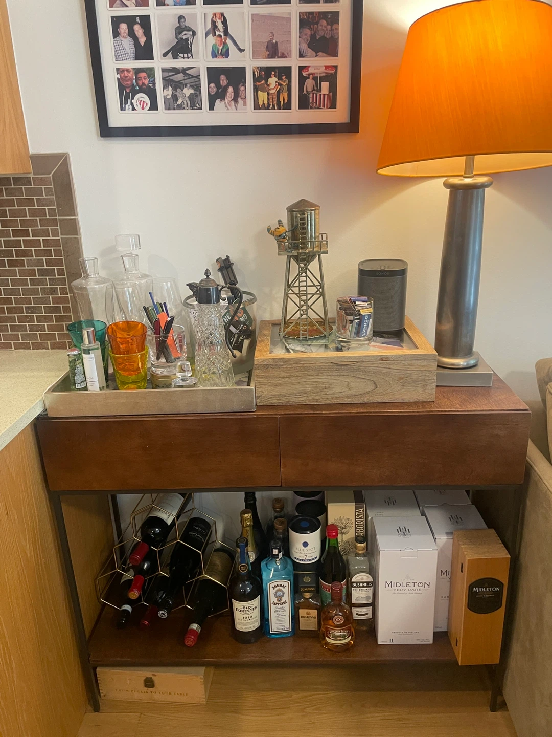 Console Table - photo 3