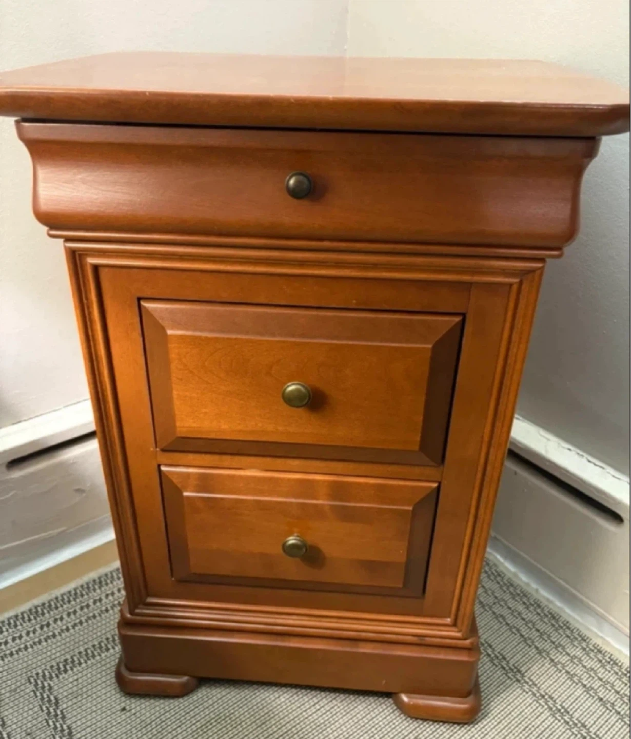 Wooden 3-Drawer Nightstand ⚽️ [Comes with free bag]