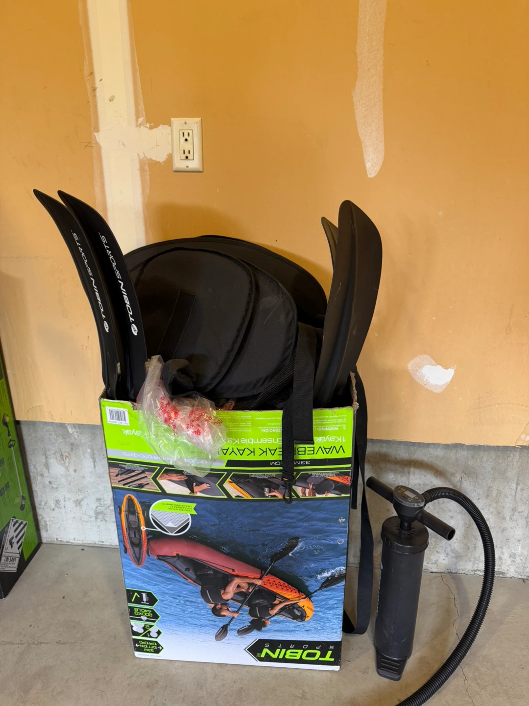 Tobin Sports Wavebreak 1 Kayak Set - photo 4