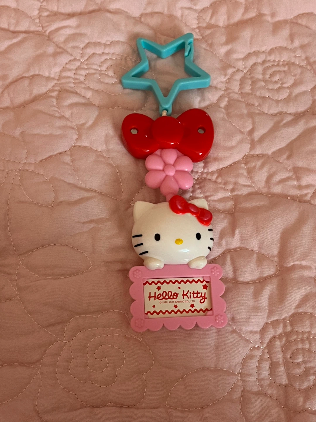 Hello Kitty Star Bow Keychain Charm - photo 2
