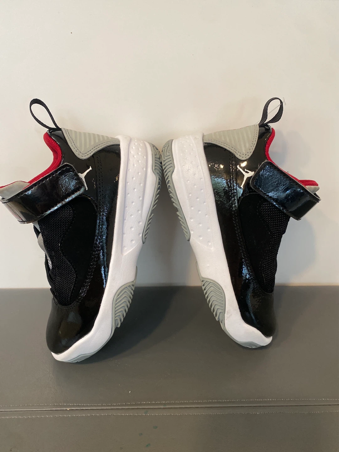 Jordan Kids Shoes size 10,5 - photo 4