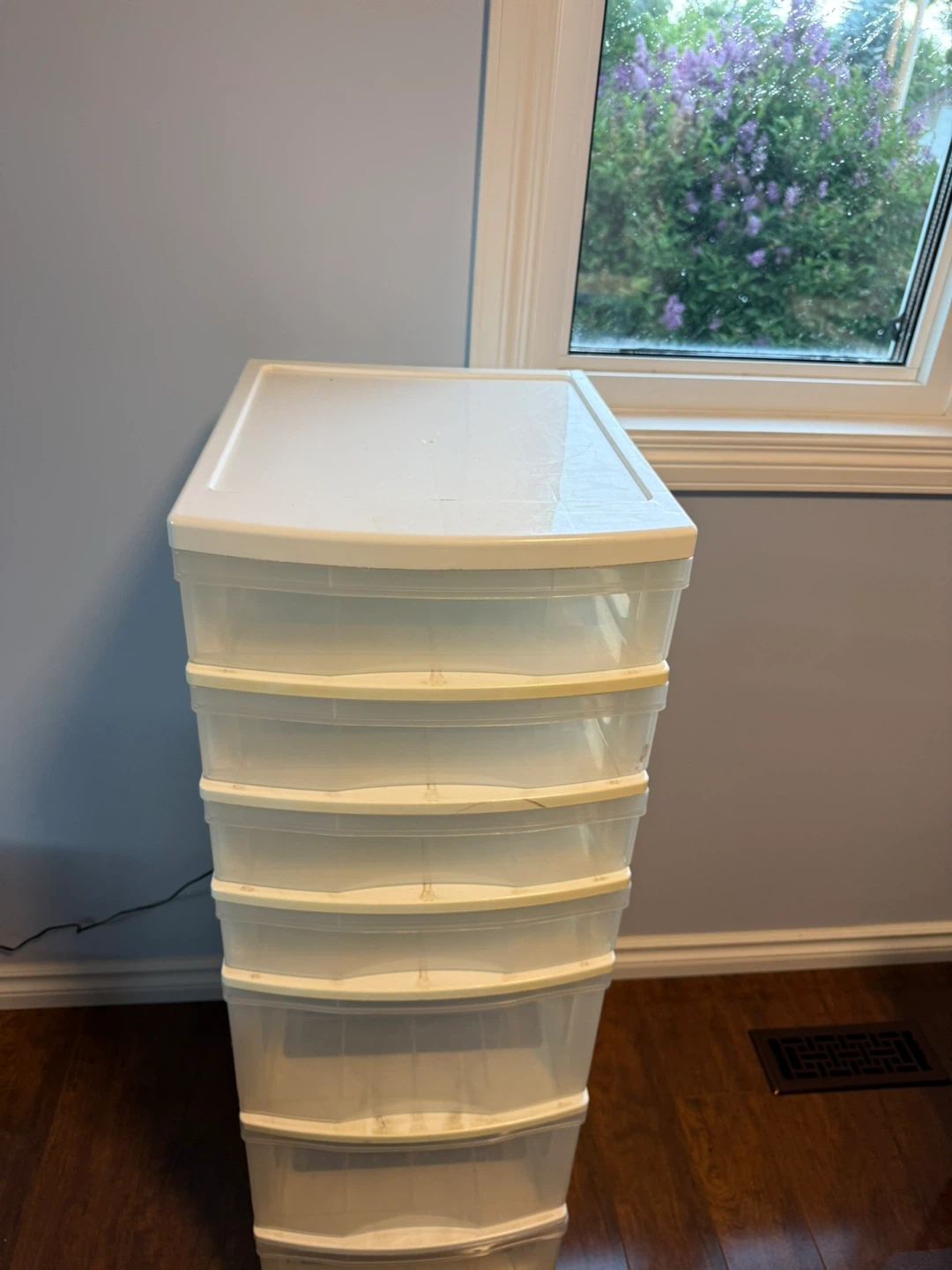 7-Drawer Plastic Storage Tower – White Frame with Clear Drawers - photo 2