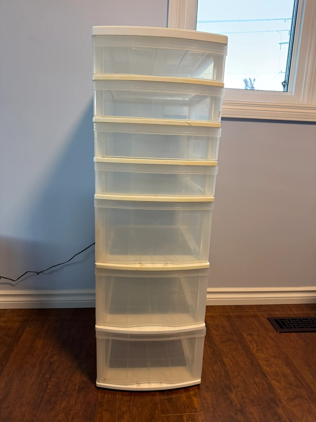 7-Drawer Plastic Storage Tower – White Frame with Clear Drawers