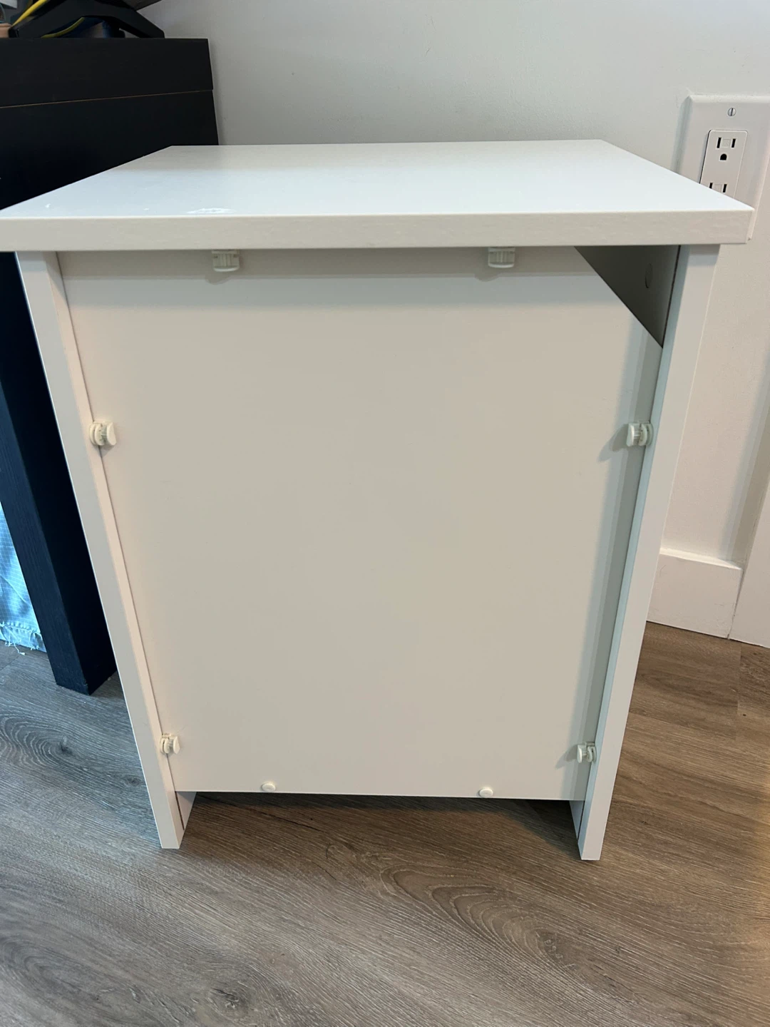 White Side Table with Cabinet - photo 4