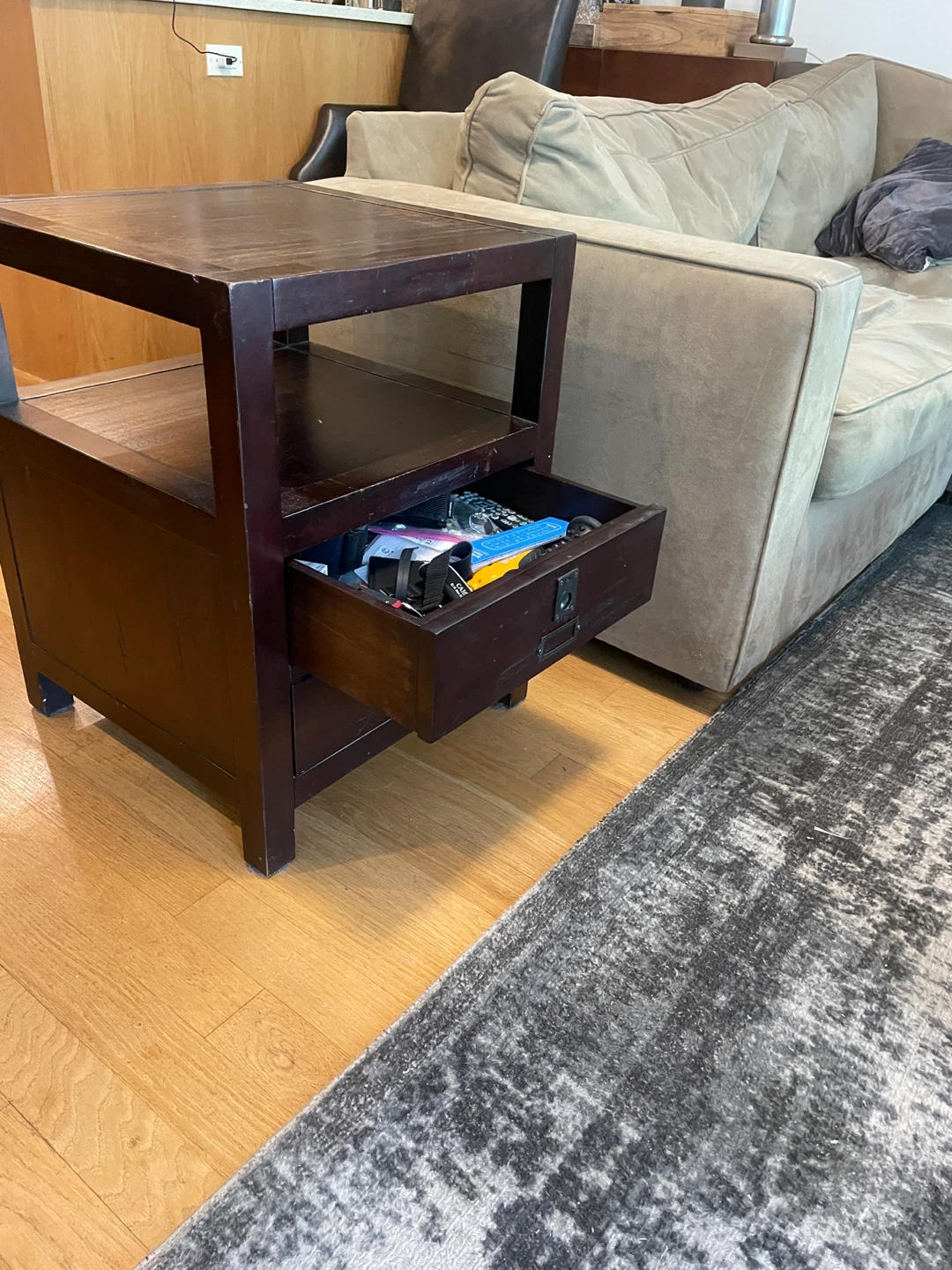 Pottery Barn Rhys Side Tables (2 qty) - photo 2