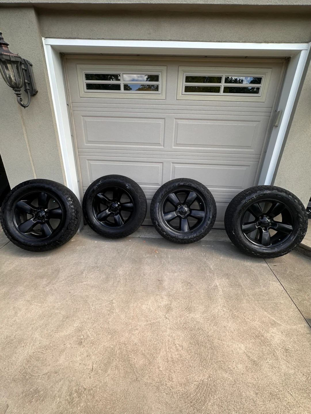 Dodge Ram Rims & Tires