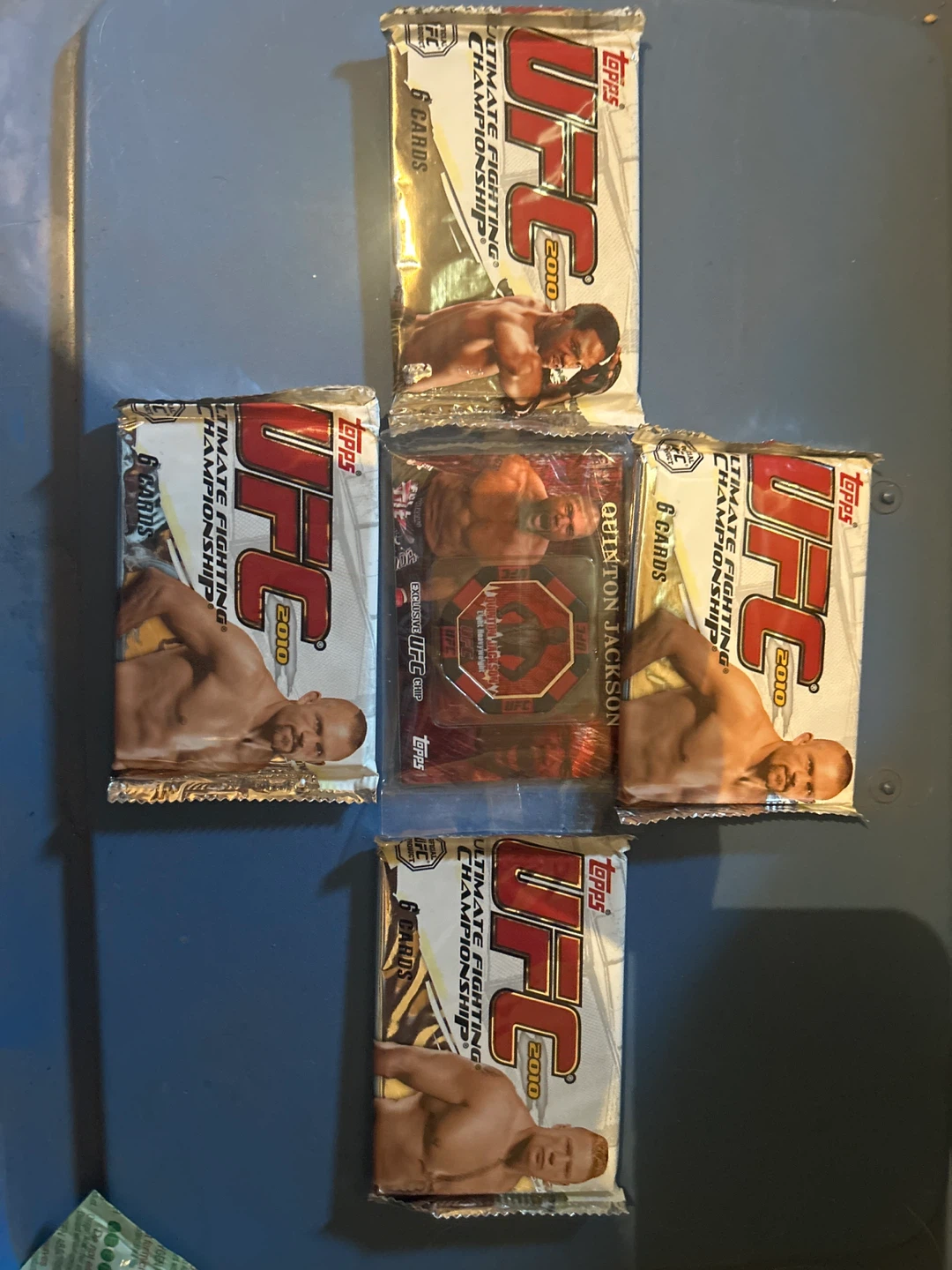 2010 Topps UFC Trading Card Packs And Jackson Poker Chip⚽️