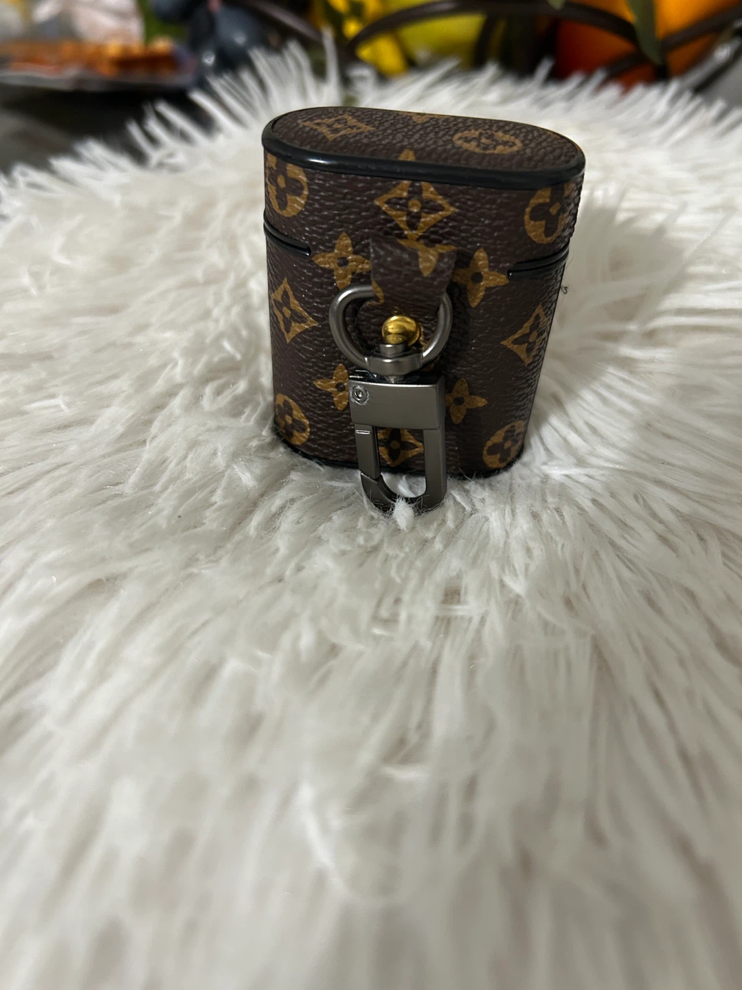 Louis Vuitton Monogram Earbud Case - photo 2