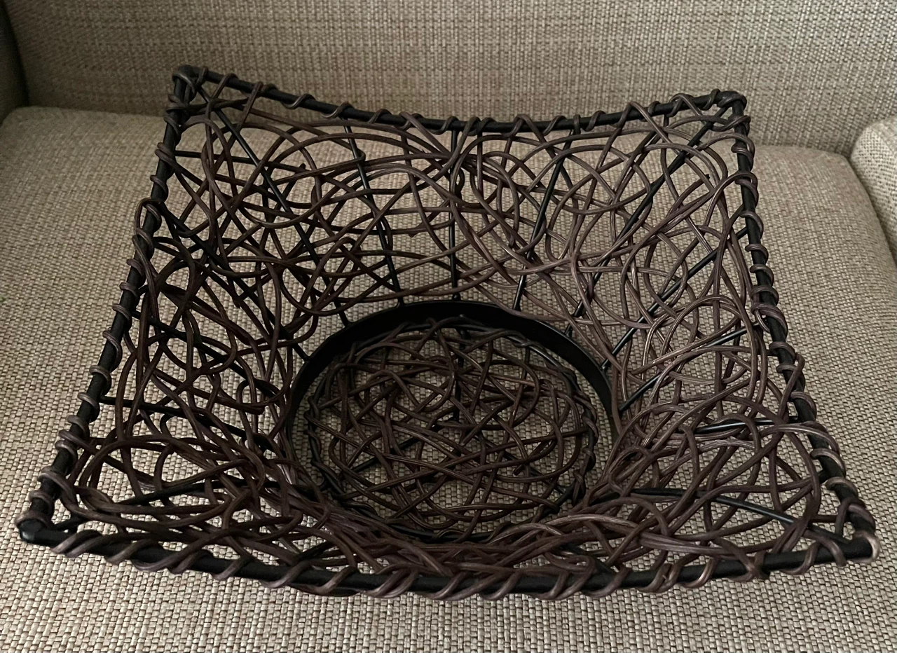 🌱 Woven Square Basket