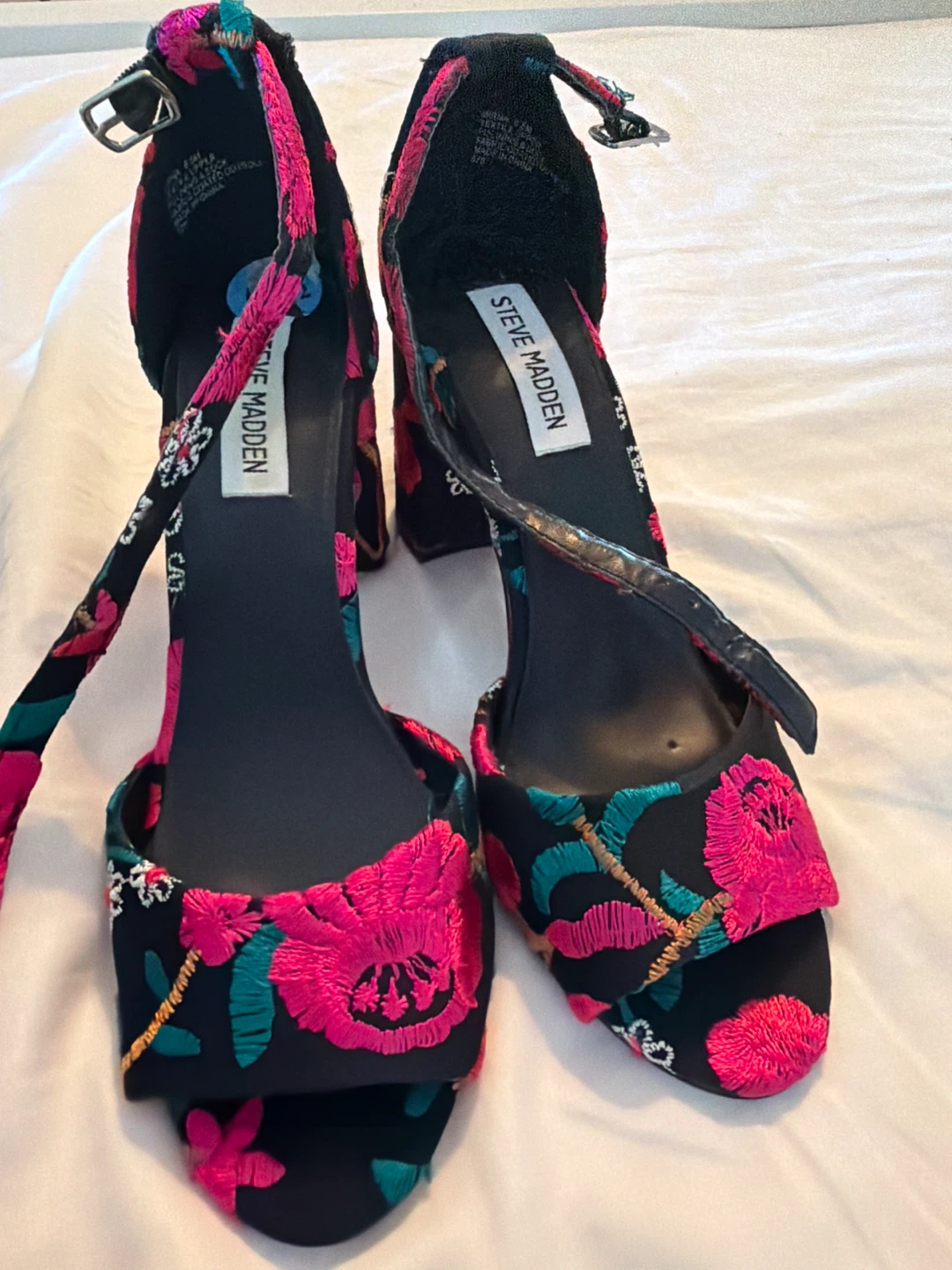 Steve Madden Embroidered Heels size 6.5 US