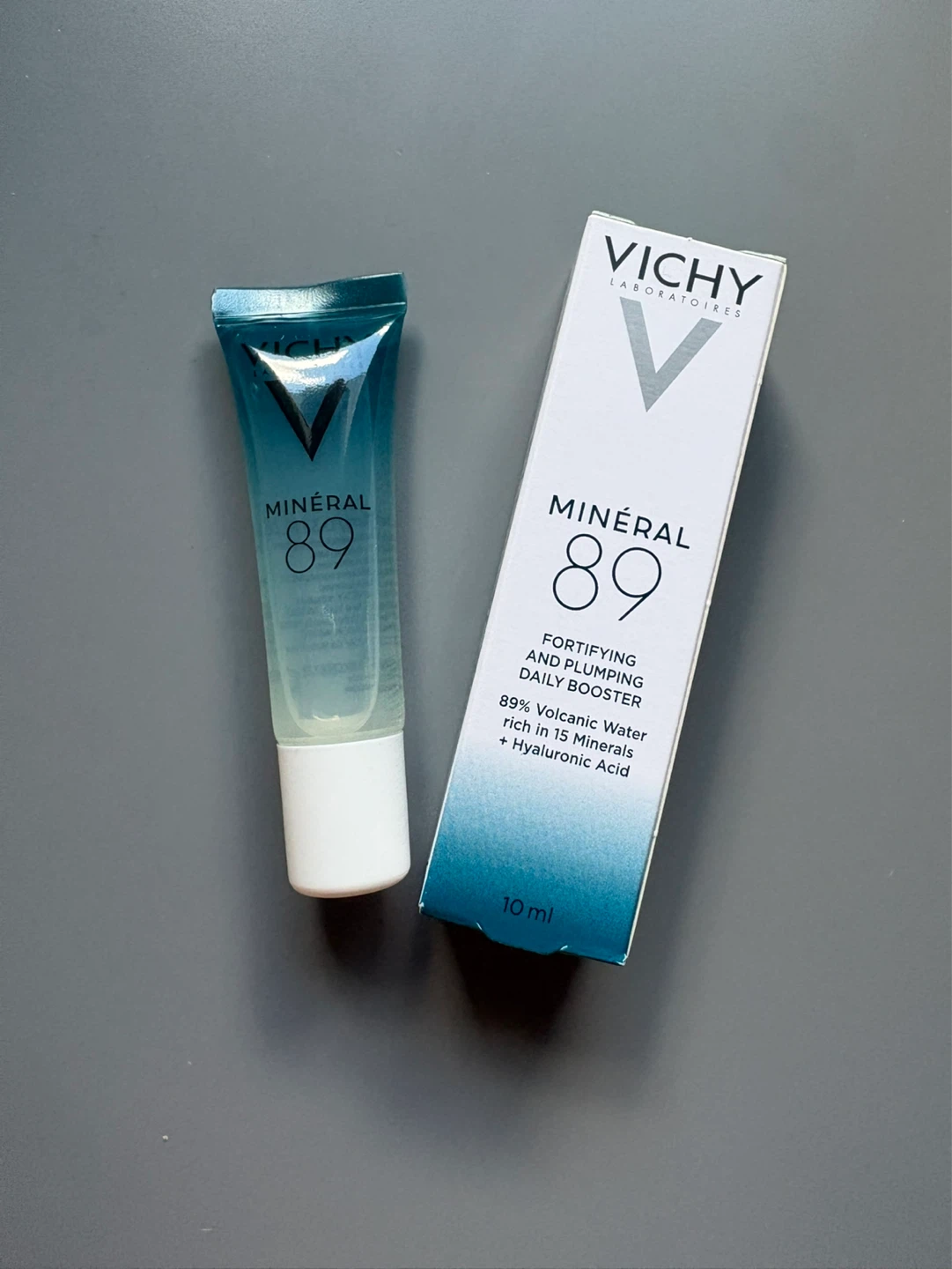 Vichy Mineral 89 10 mL Travel Size Daily Booster Serum ⚽️