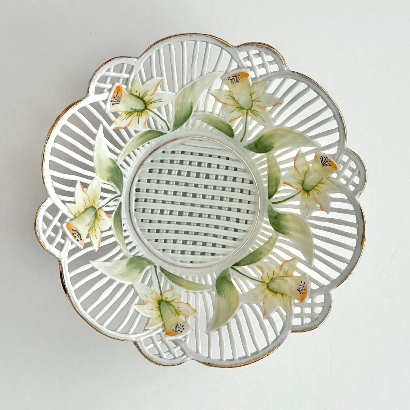 Vintage Romanian lattice porcelain daffodils bowl - photo 2