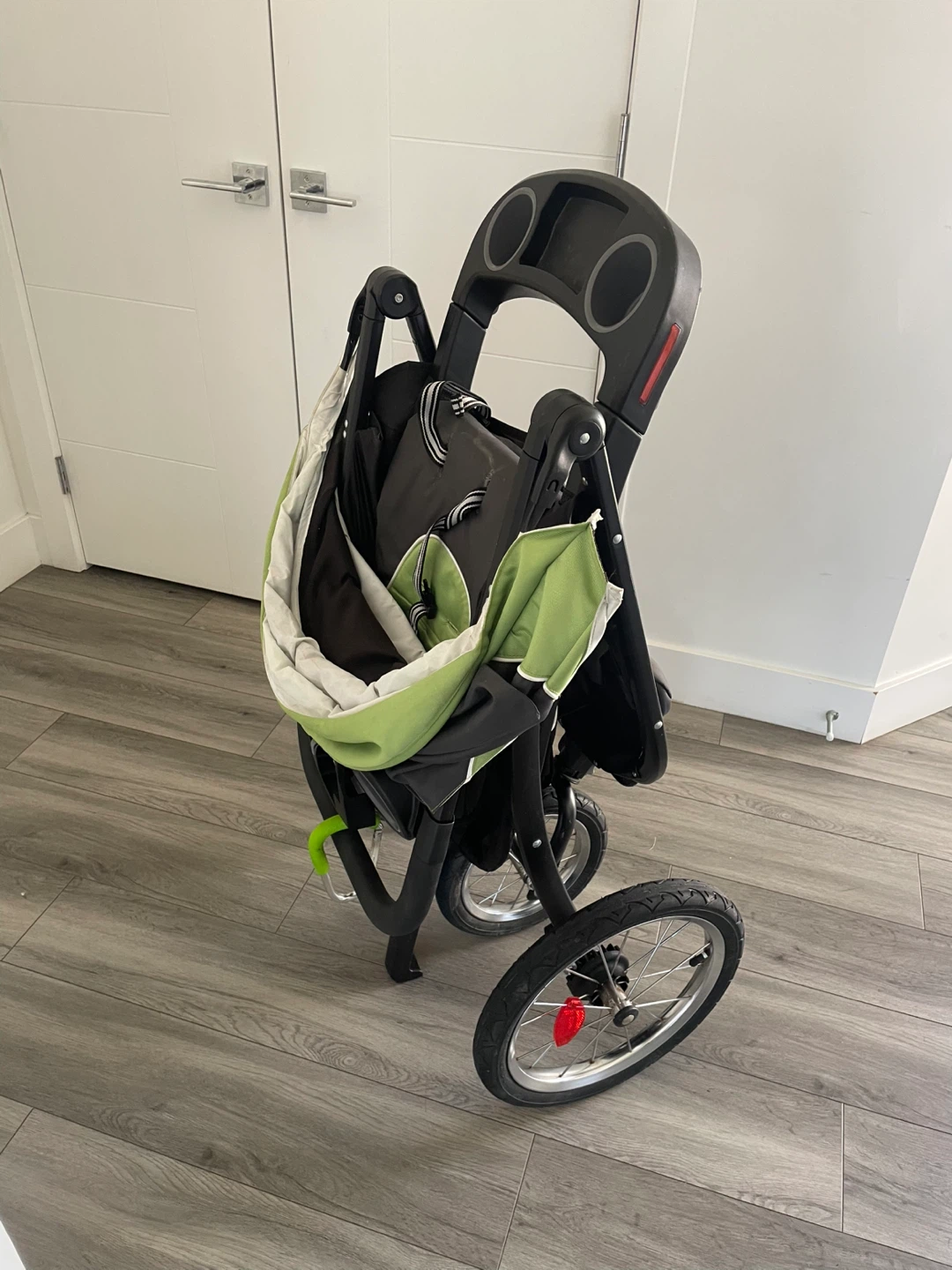 Graco Baby Jogger Stroller - photo 2
