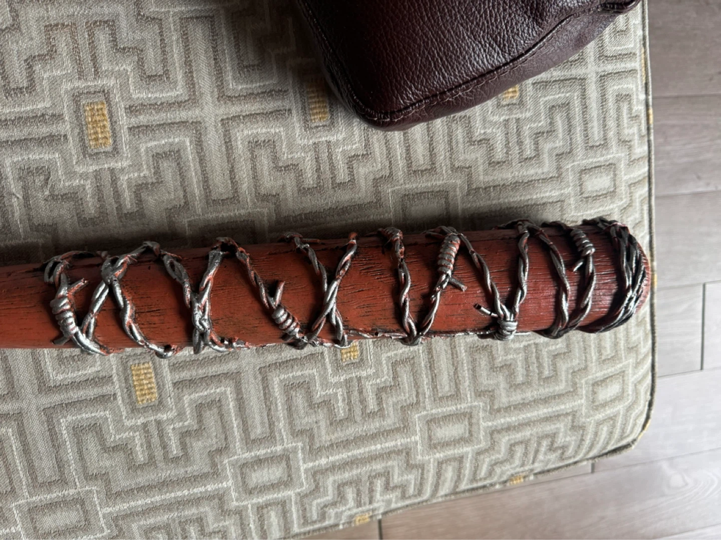 Barbed Wire Baseball Bat Prop Replica - photo 2