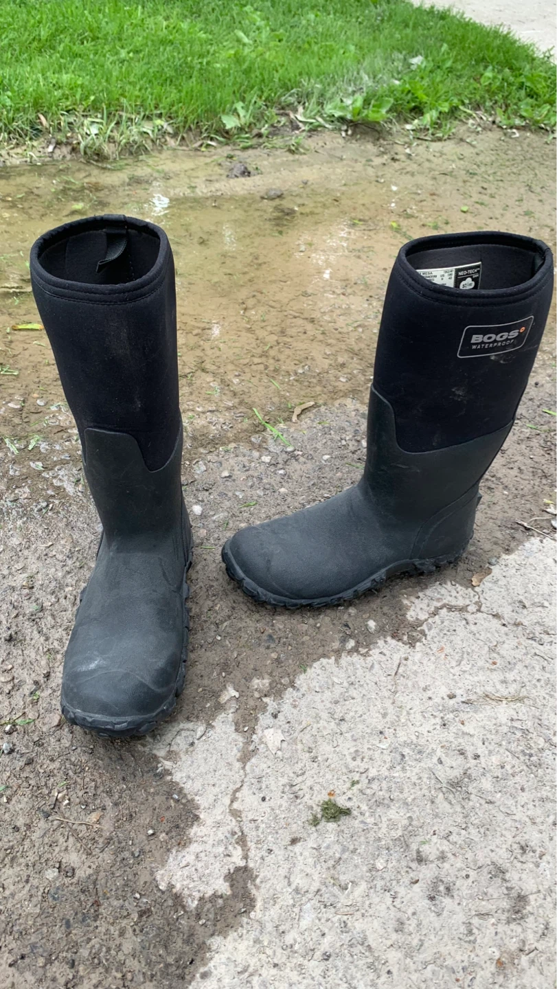 Bogs Waterproof Boots - Men’s Size 9 ⚽️ - photo 2