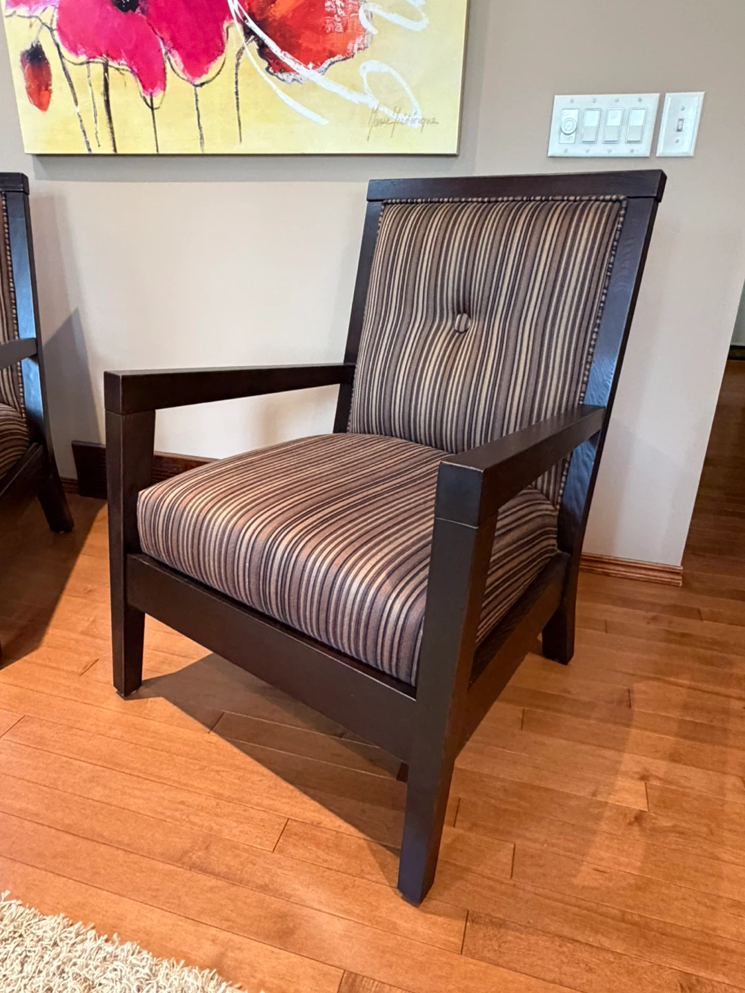 Accent Chairs - photo 4