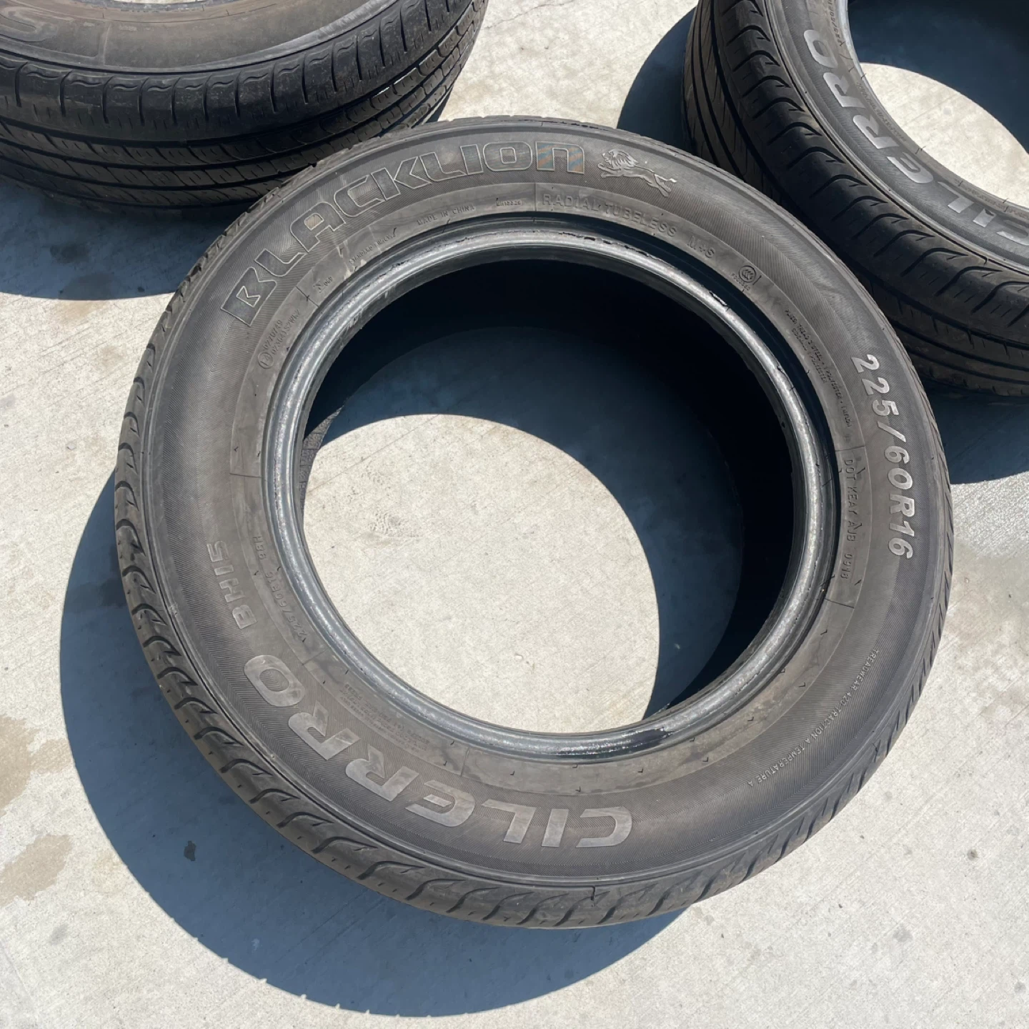 Set of 4 Tires - photo 3