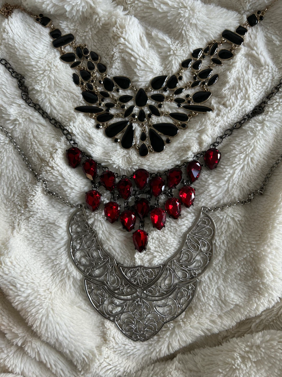 Assorted costume necklace - photo 2