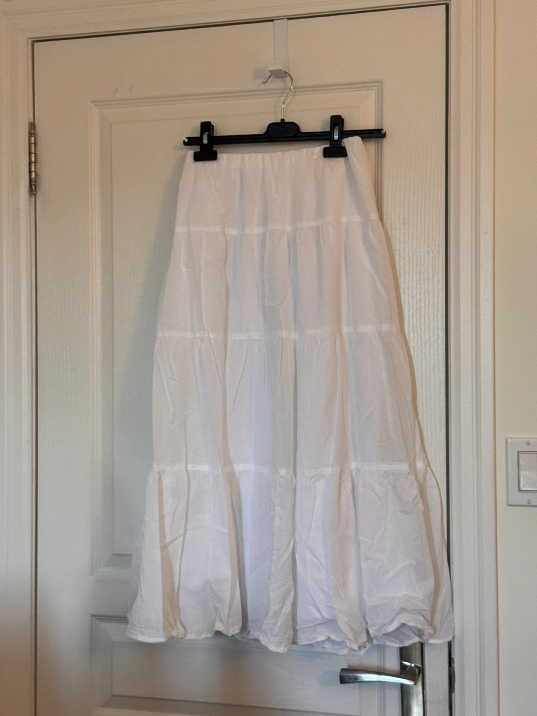 UNIQLO White Tiered Maxi Skirt XS/TP