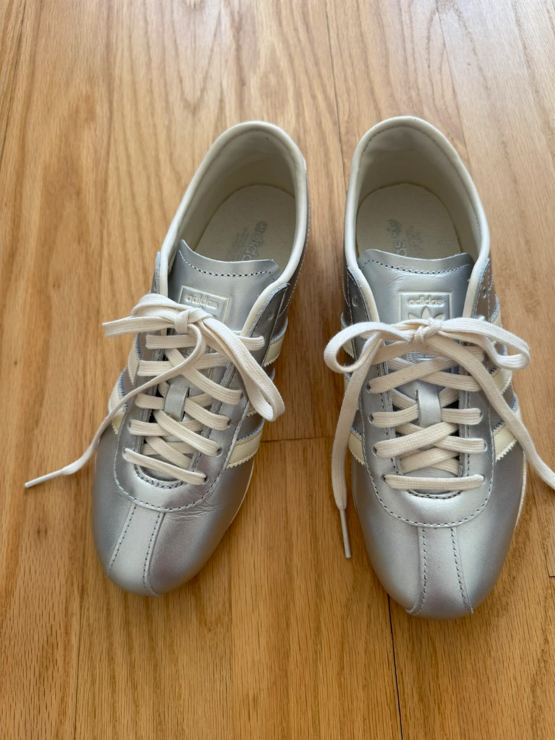 Adidas Tokyo Silver Women's Sneakers - Size 6.5 - photo 4