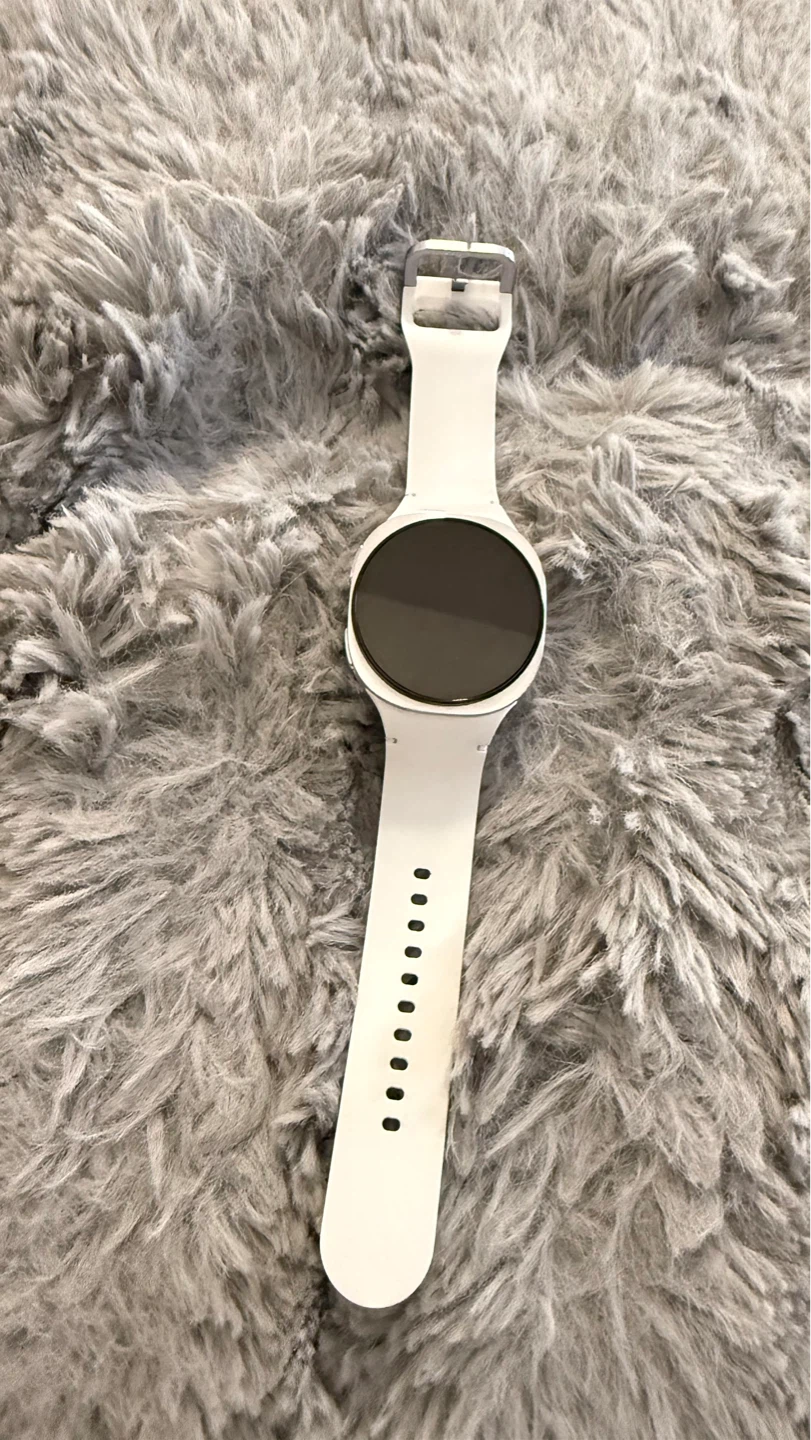 Samsung Galaxy Watch 8 40mm GPS Smartwatch - Silver - photo 2