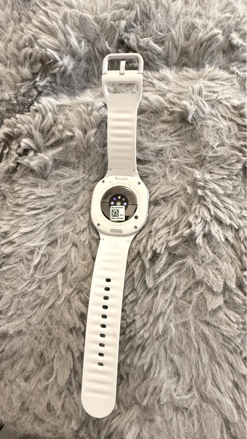 Samsung Galaxy Watch 8 40mm GPS Smartwatch - Silver