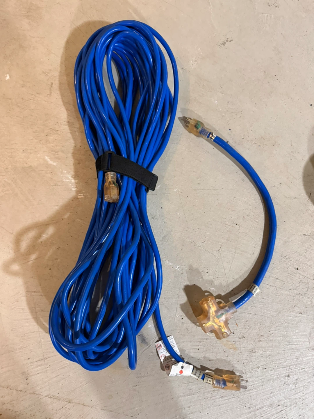 Prime 50ft Heavy Duty Extension Cord with Triple Tap Adapter - photo 2