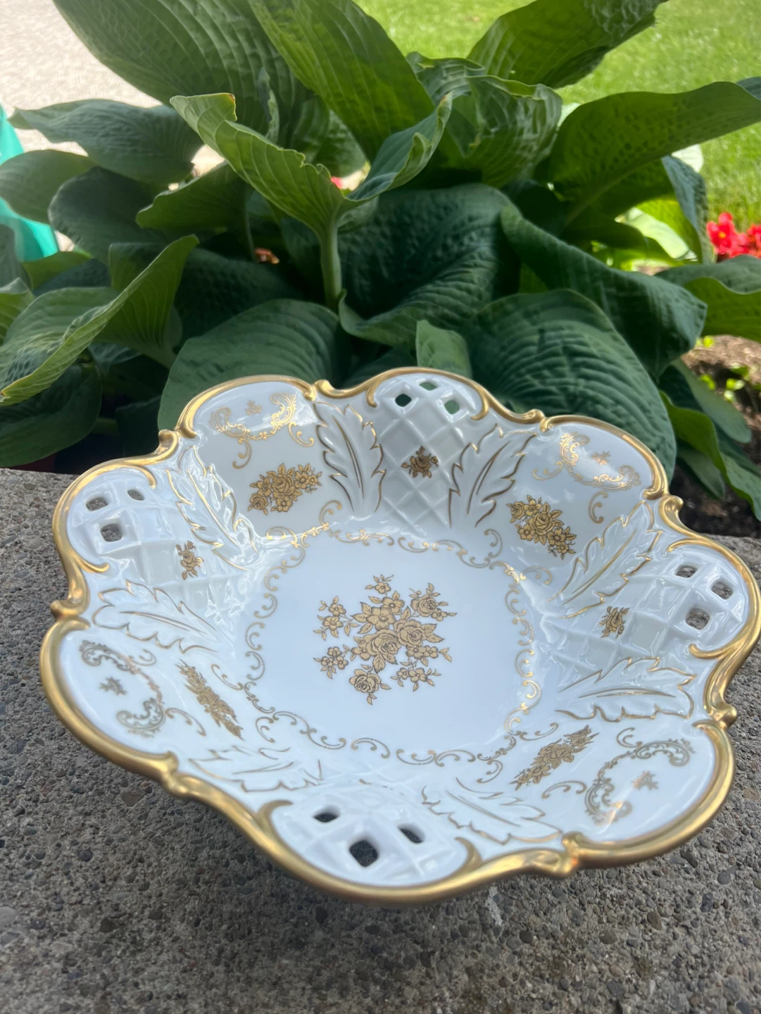 Decorative Porcelain Fruit Bowl - photo 2