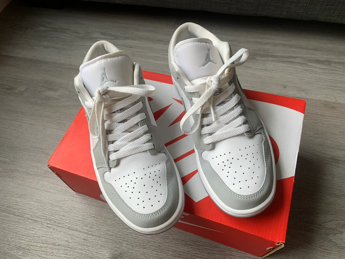 Nike Jordan 1 lows wolf grey