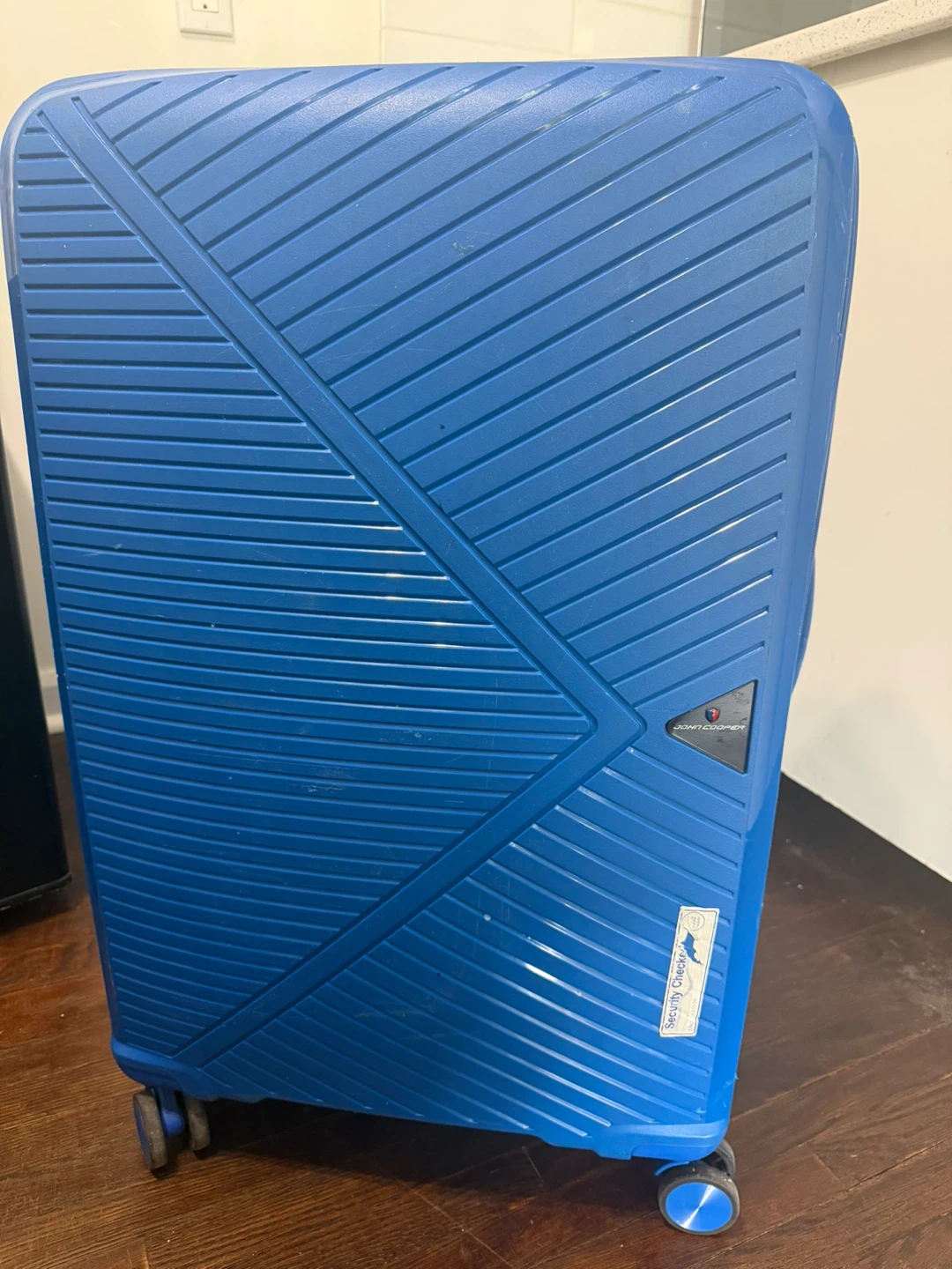 Large Luggage - Blue