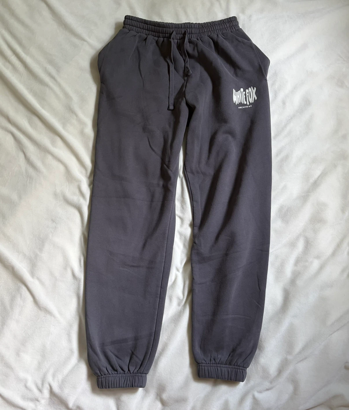 White fox archive 6.0 sweats
