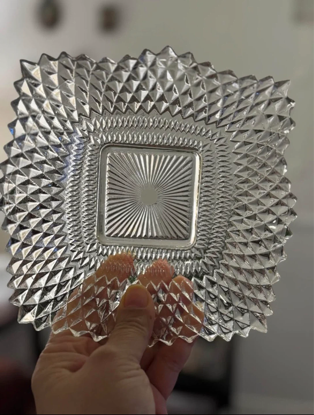 Clear Glass Square Diamond Pattern Dishes (Set of 3) - photo 2