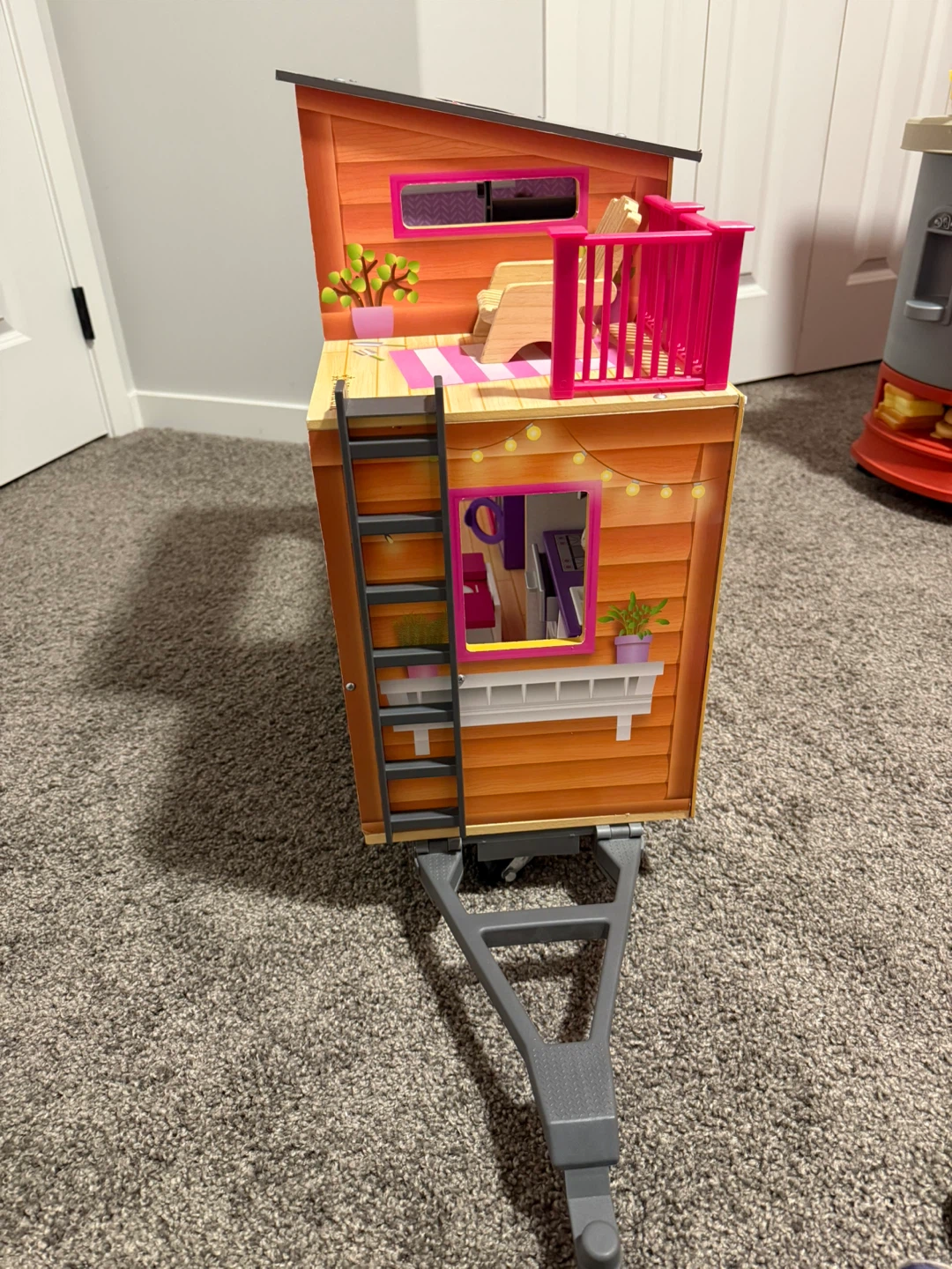 Barbie Dream Camper Playset with Accessories - photo 5
