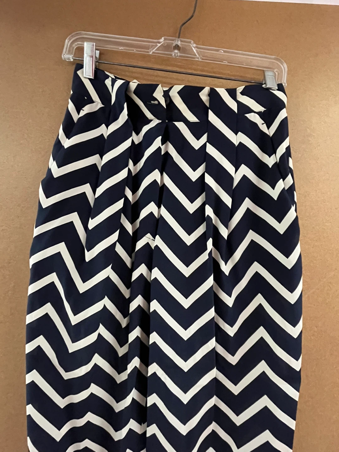 Giorgio Armani Le Collezioni Chevron Pants Size 42 - photo 2