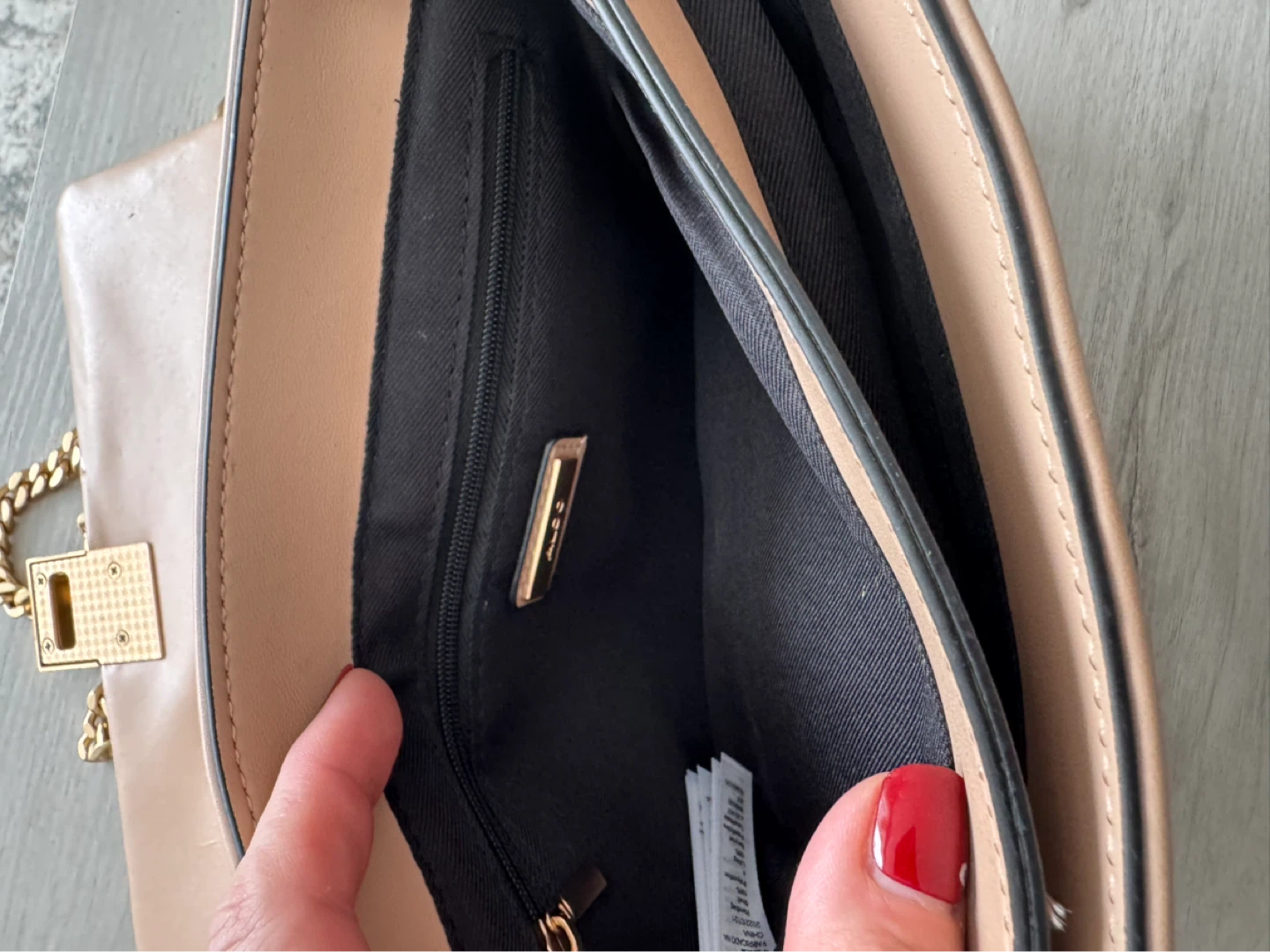 ALDO Beige Crossbody Bag with Gold Chain - photo 4