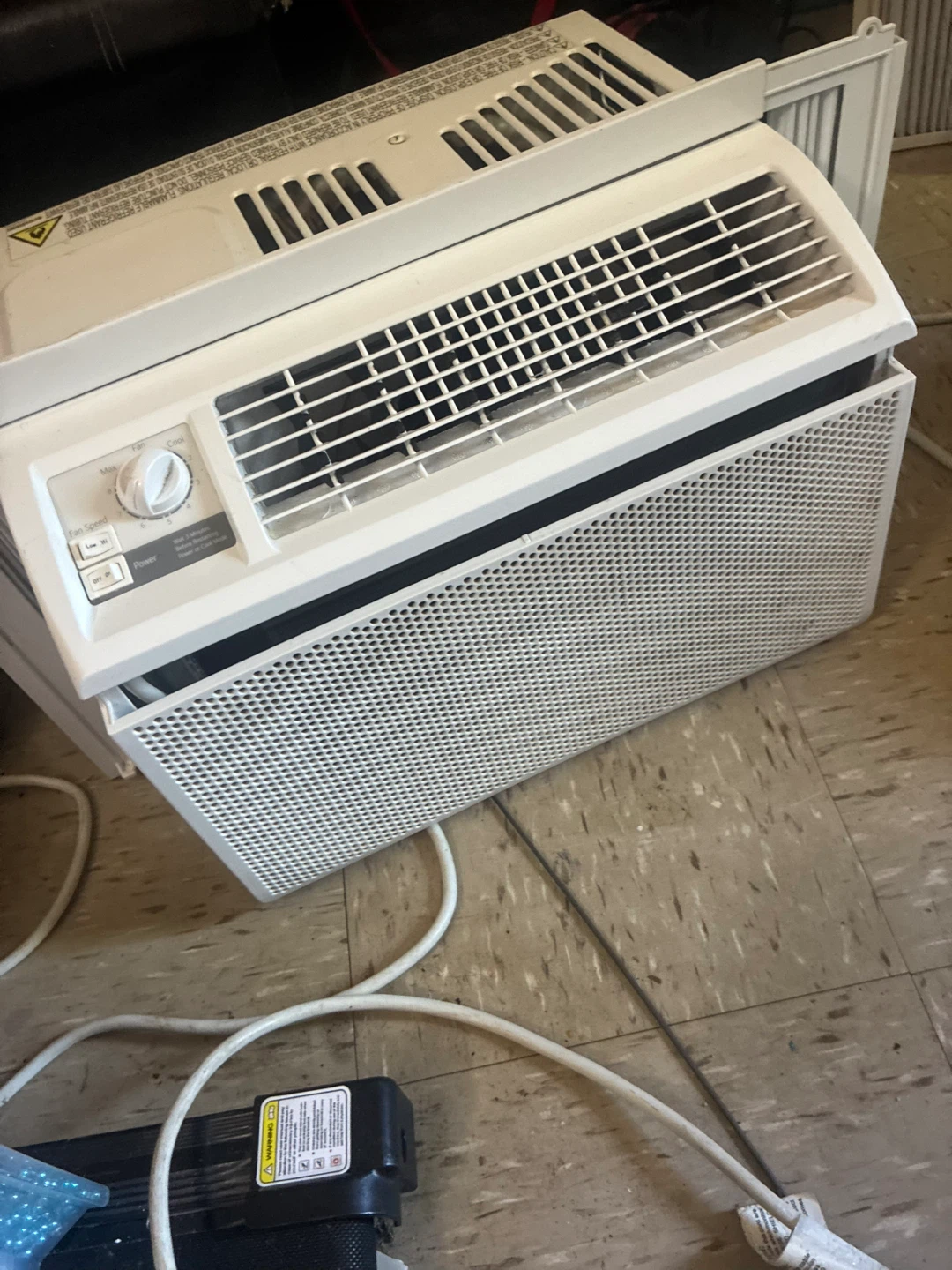 GE Window Air Conditioner - photo 3