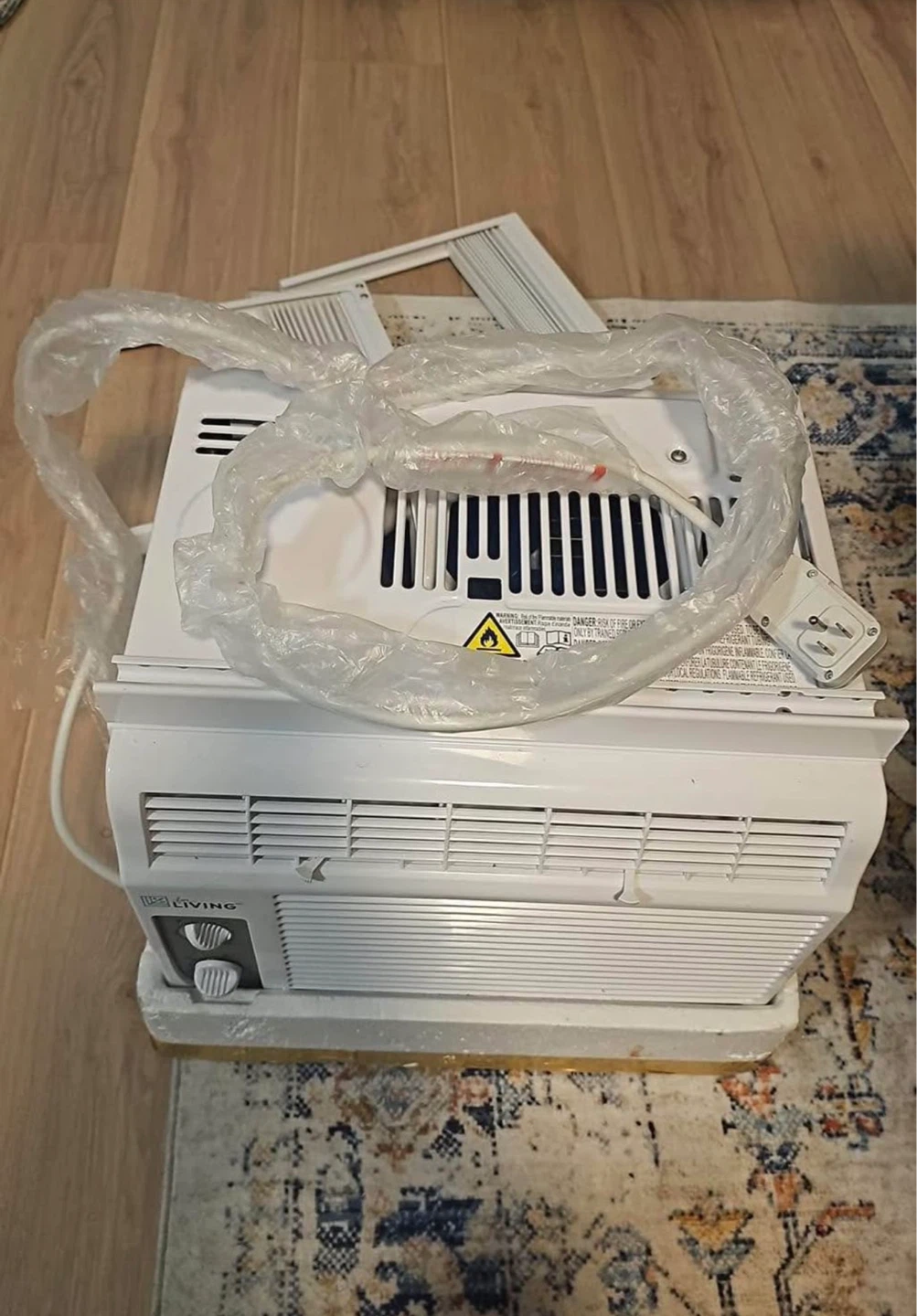 Living 5000 BTU Window Air Conditioner - photo 3
