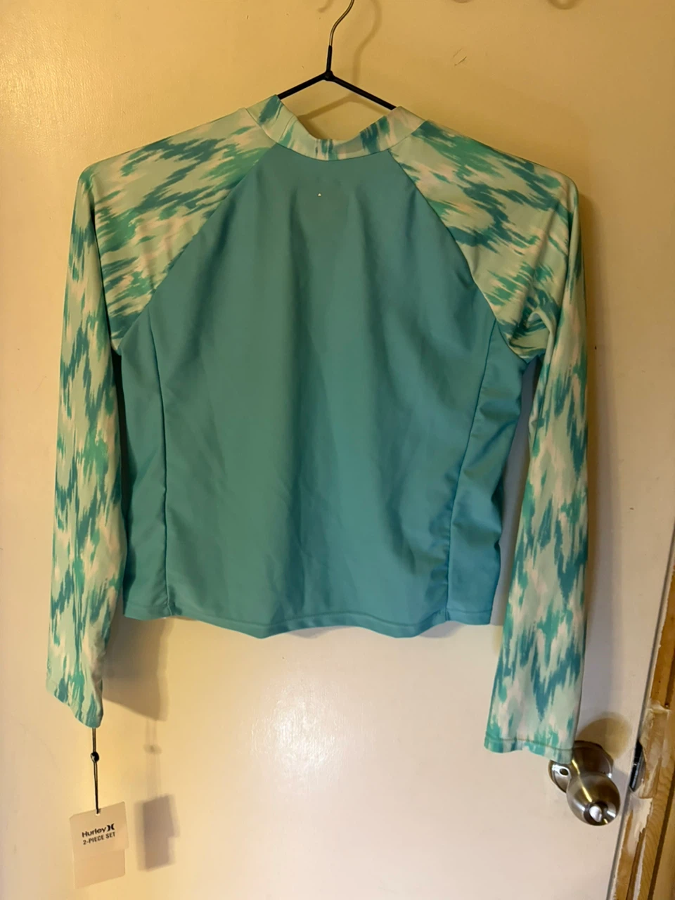 Hurley Long Sleeve Rash Guard UPF 50+ - photo 2