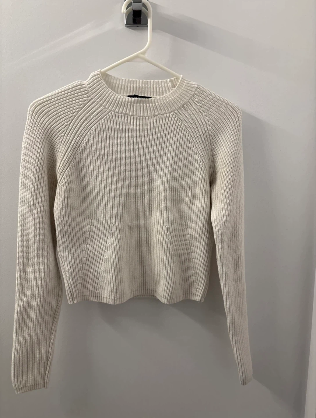 Club Monaco XS Cream Knit Sweater