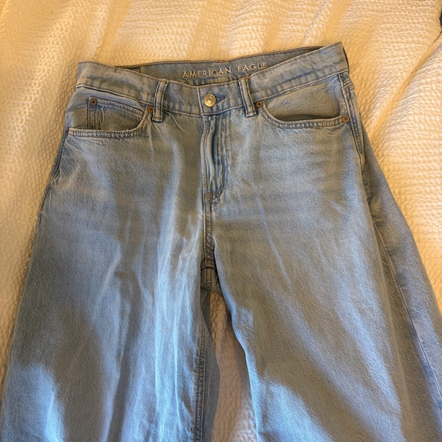 American Eagle light wash denim jeans - photo 2