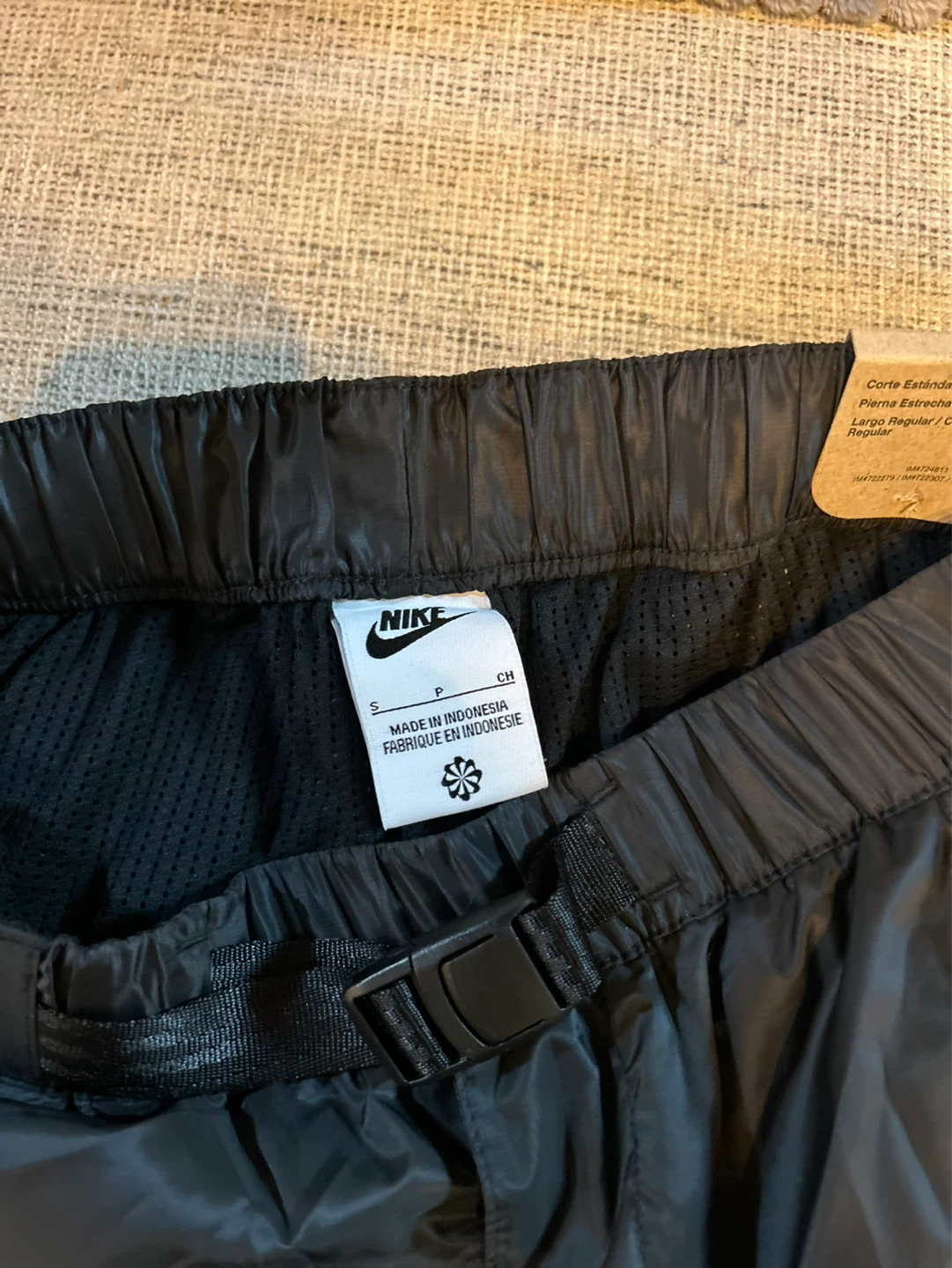 Brand New Nike Cargo Jogging Pants - Mens size Small - photo 2