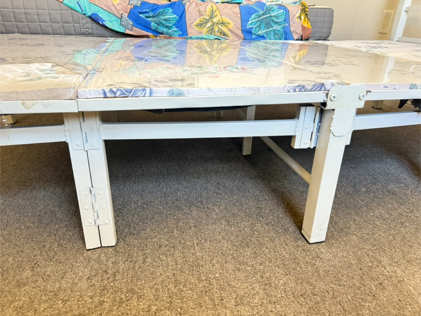 Move-Out Sale – Sturdy White Metal Bed Frame with Headboard - photo 4