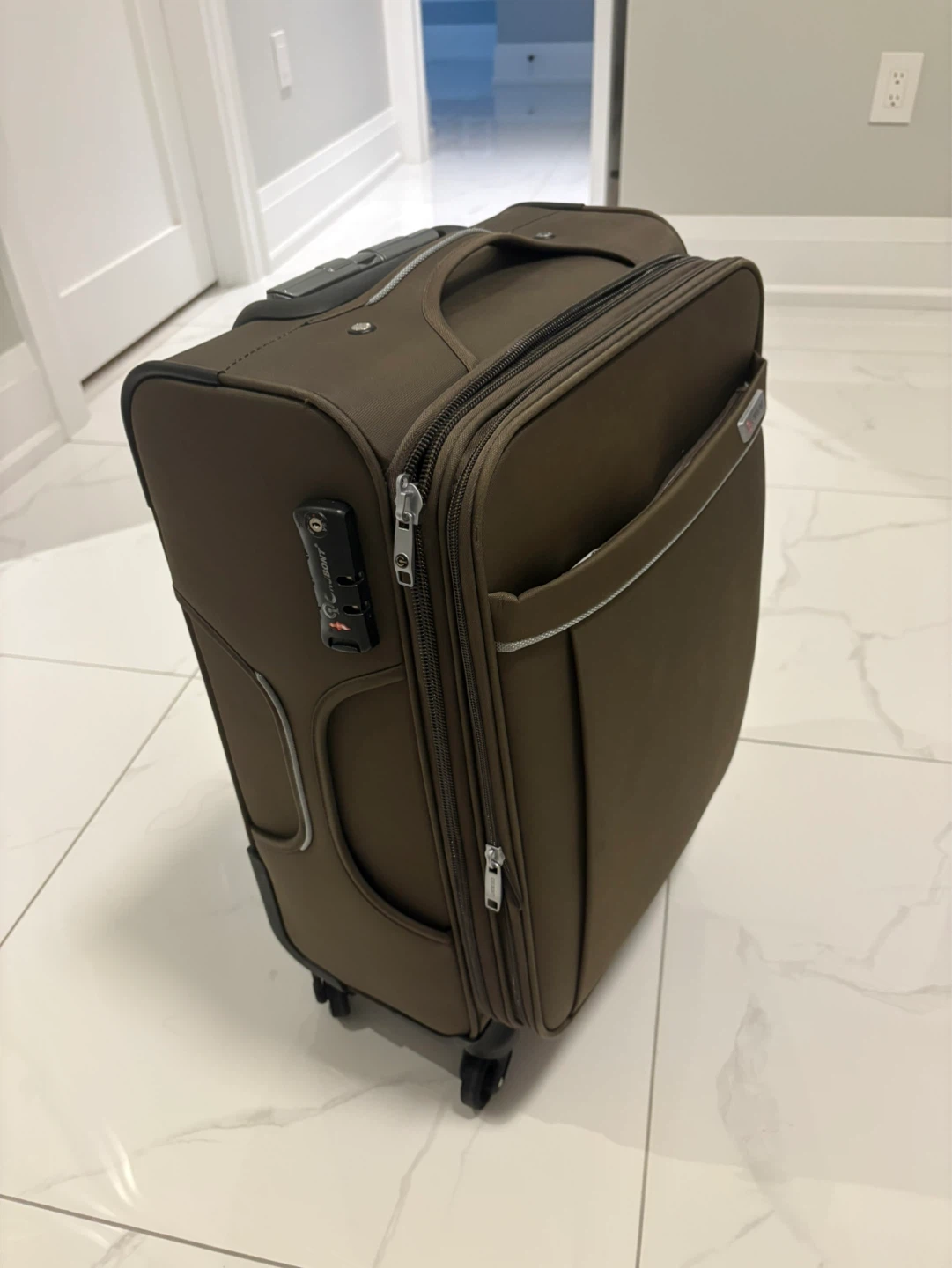 CHURONT Brown Rolling Carry-On Suitcase - photo 2