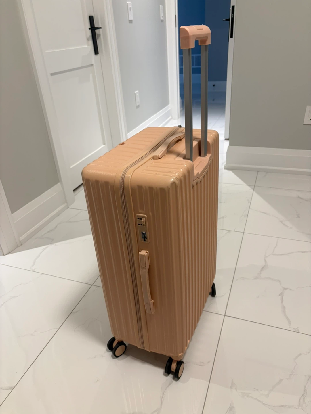 Peach Pink Hardside Spinner Suitcase - photo 4