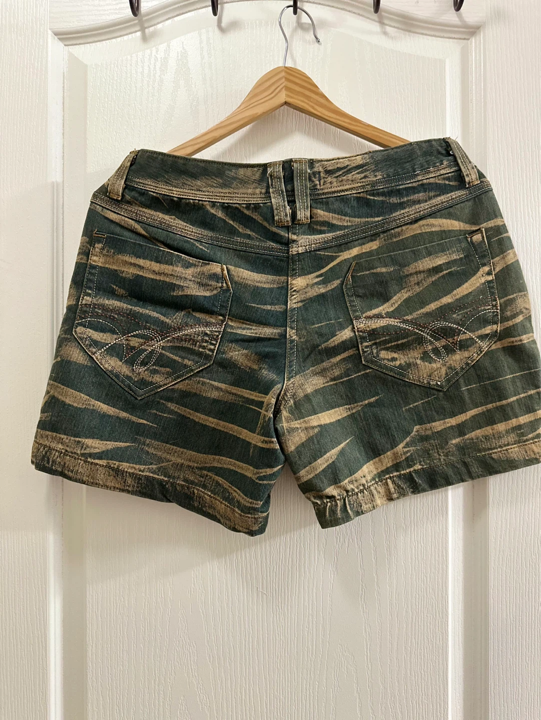 GILDAN Denim Shorts Size 10