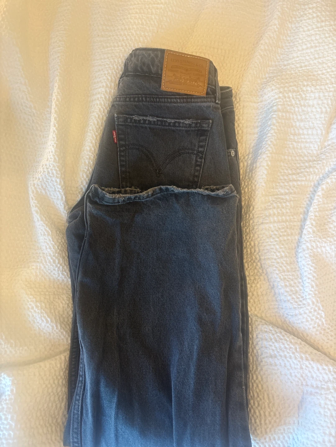 Levi's Women's Jeans - Dark Wash - Size 28