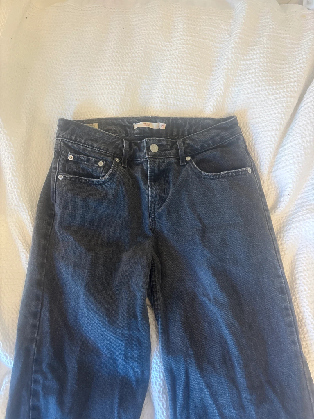 Levi's Women's Jeans - Dark Wash - Size 28 - photo 3