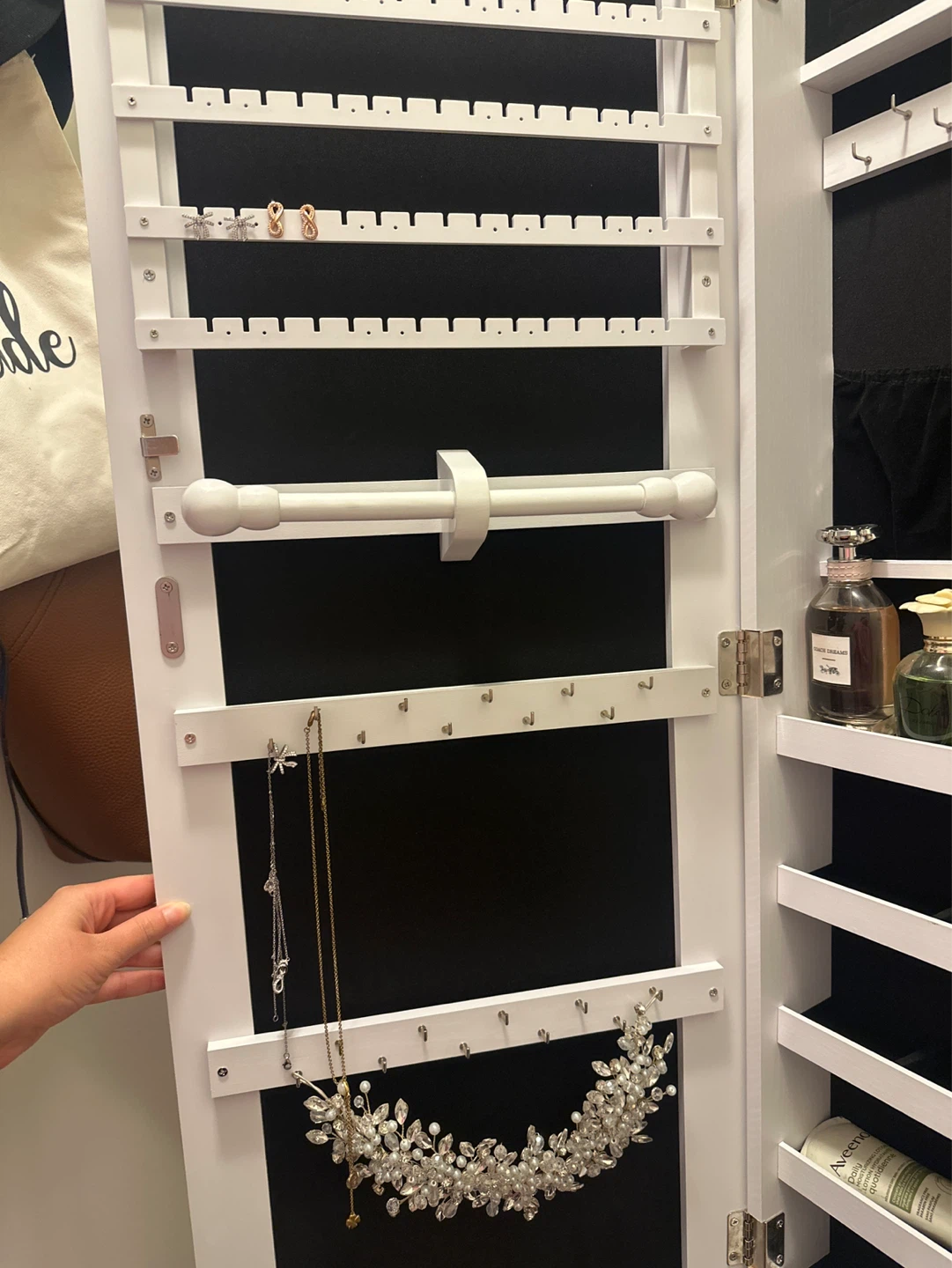White Mirrored Jewelry Armoire with Storage - photo 4