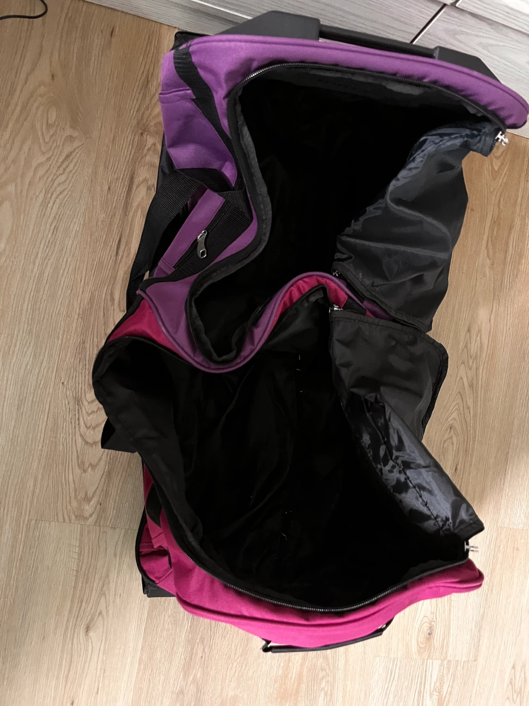 Little Lugger Duffle Bag with Wheels - photo 2